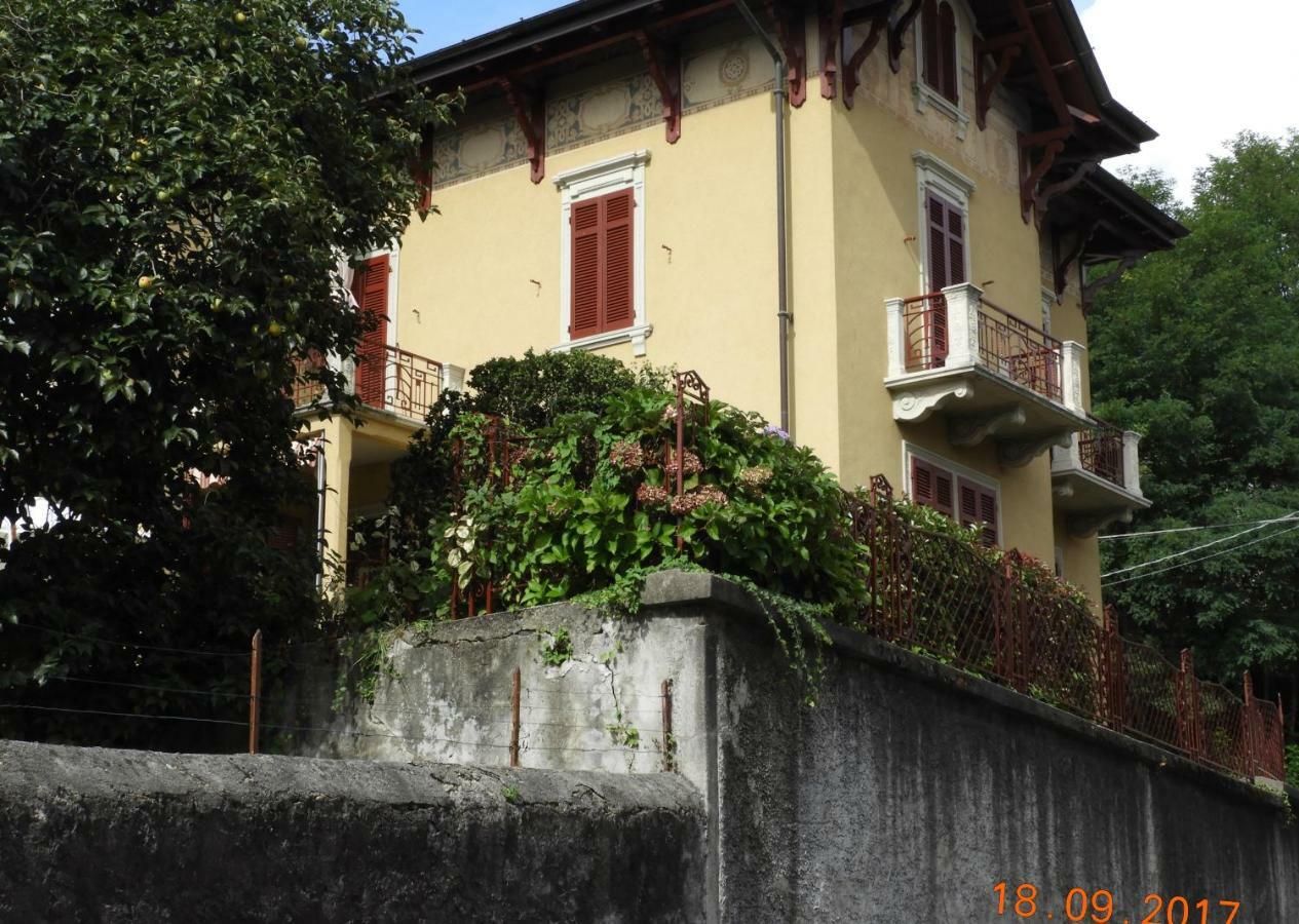Casa Franca Apartment Pettenasco Exterior photo